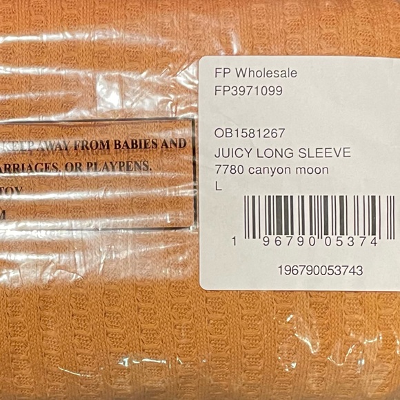 🆕 FREE PEOPLE Oversized Cowl Neck Knit Sweater “Juicy" Top Sz L - Picture 9 of 10